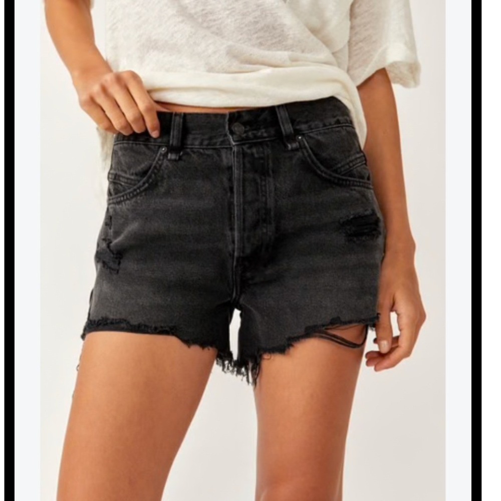Free People We The Free Now Or Never Distressed Denim Shorts Washed Black 27